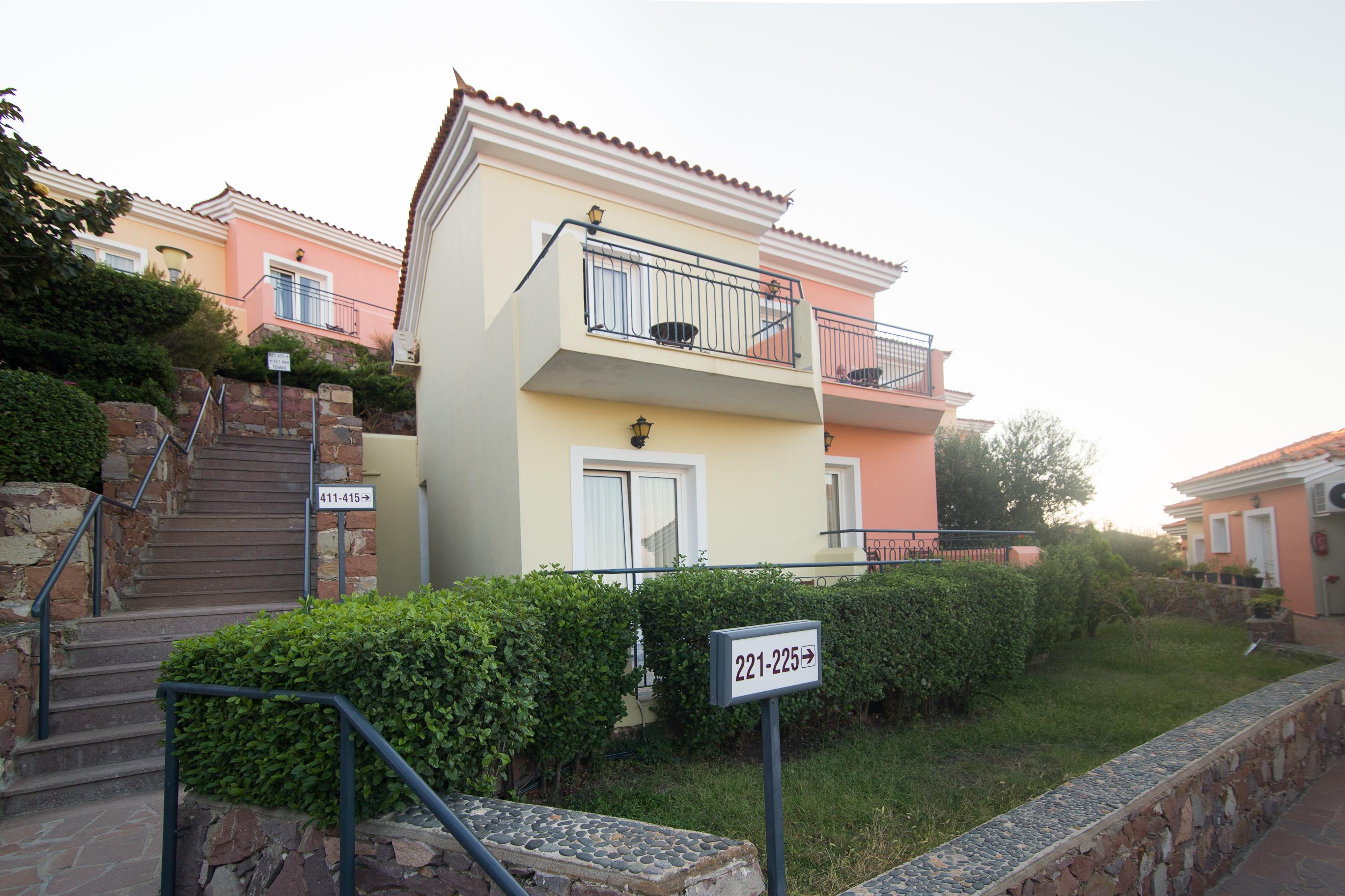 Sunrise Resort Hotel Mithymna Exterior photo