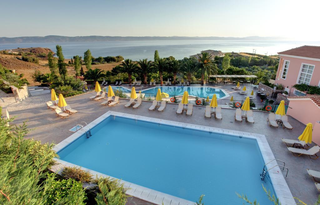 Sunrise Resort Hotel Mithymna Exterior photo